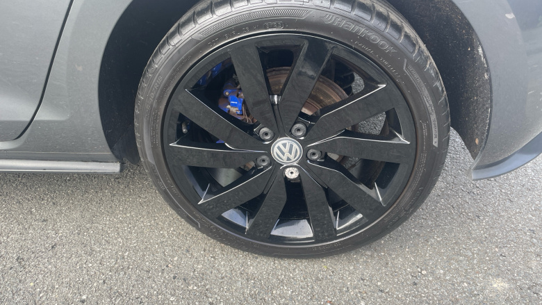 Volkswagen Golf 1.4 TSI GTE Advance 5dr DSG Hatchback